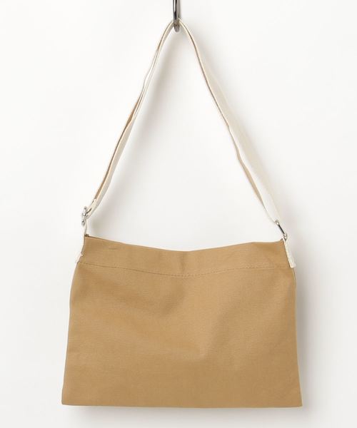 LOWRYS FARM（ローリーズファーム）の「キャンバスショルダー  796064（ショルダーバッグ・レディース・ブラック/ベージュ/アイボリー/ブルー・FREE）」の5枚目の写真