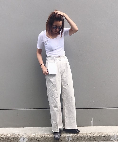 TODAYFUL（トゥデイフル）の「カウレザーポシェット（ハンドバッグ・レディース・ホワイト/ブラック/ベージュ系その他・FREE）」の7枚目の写真