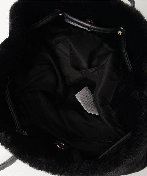 VENCEEXCHANGE(ヴァンスエクスチェンジ)の「フェイクファー巾着2WAYバッグ(ショルダーバッグ・レディース・ホワイト/ブラック/グレー・FREE)」の7枚目の写真