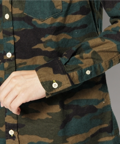 WEGO(ウィゴー)の「WEGO/カモフラプリントネルシャツ(シャツ/ブラウス・メンズ・ベージュ/グリーン・MEDIUM/LARGE)」の7枚目の写真
