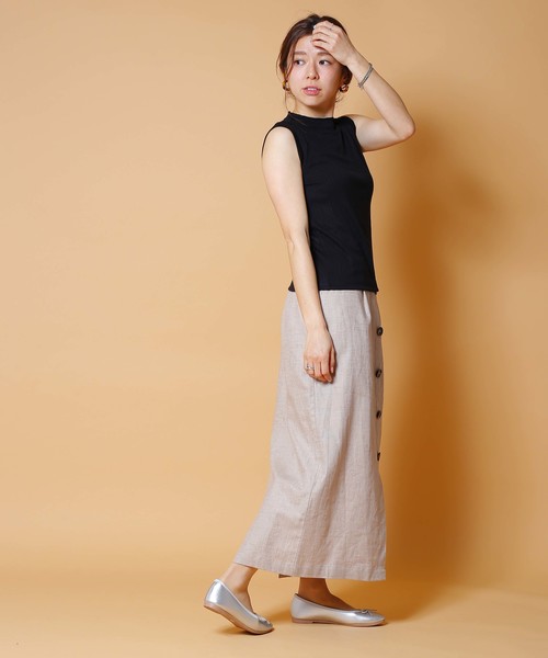 WHYTO.(ホワイト)の「「WHYTO. / ホワイト」シルク混バックレースアップノースリーブリブニット(Tシャツ/カットソー・レディース・ブラック/オフホワイト/ピンクベージュ/グレイッシュベージュ/ダークオレンジ・38/36)」の6枚目の写真