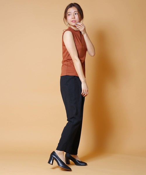 WHYTO.(ホワイト)の「「WHYTO. / ホワイト」シルク混バックレースアップノースリーブリブニット(Tシャツ/カットソー・レディース・ブラック/オフホワイト/ピンクベージュ/グレイッシュベージュ/ダークオレンジ・38/36)」の20枚目の写真