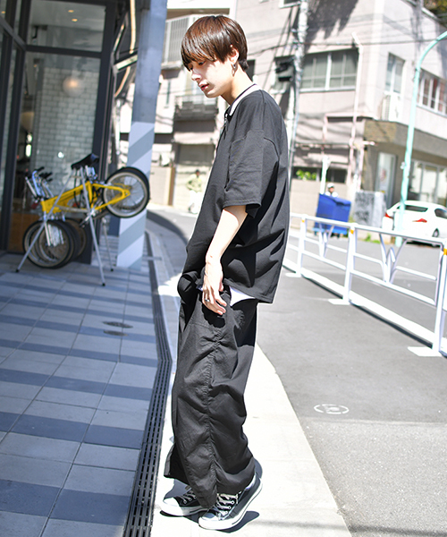 kutir（クティール）の「【ウルトラルーズシルエット】配色ハーフジップポロシャツ（Tシャツ/カットソー・メンズ・グリーン/ベージュ/ブラック/ライトベージュ・MEDIUM/LARGE）」の15枚目の写真