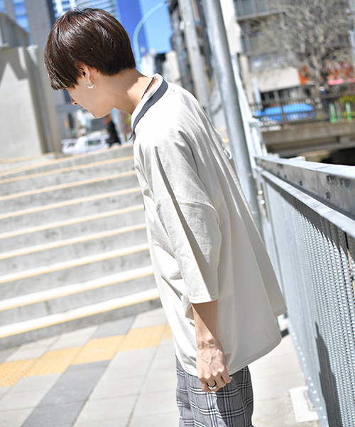 kutir（クティール）の「【ウルトラルーズシルエット】配色ハーフジップポロシャツ（Tシャツ/カットソー・メンズ・グリーン/ベージュ/ブラック/ライトベージュ・MEDIUM/LARGE）」の5枚目の写真