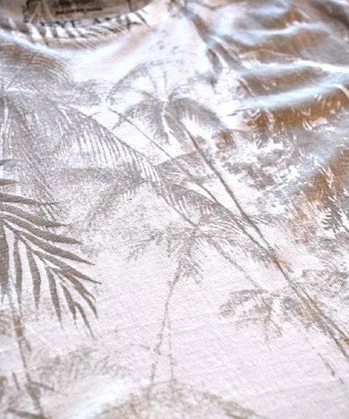 【セール】NEW JUNGLE総柄Tシャツ（Tシャツ/カットソー）｜EYE AM（アイアム）