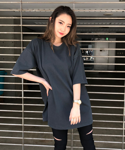 ENVYM（アンビー）の「ＢＩＧ Ｔ－ＳＨ（Tシャツ/カットソー・レディース・ホワイト/ブラック/パープル・FREE）」の3枚目の写真