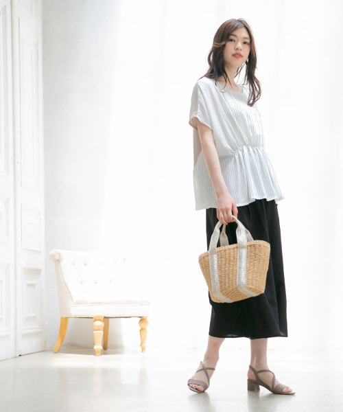 GLOBAL WORK(グローバルワーク)の「【マルチ機能素材】ミリオンアイス2WAYプルオーバー/838035(Tシャツ/カットソー・レディース・ベージュ/ライトグレー/ブラック/ネイビー・MEDIUM/LARGE)」の7枚目の写真