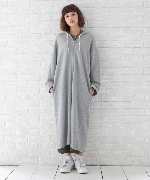 Munich（ミューニック）の「スウェットロングジップパーカー（パーカー・レディース・ブラック/グレー/アイボリー/キャメル・FREE）」の3枚目の写真