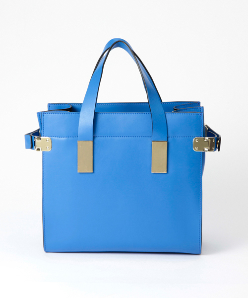 Ray BEAMS（レイビームス）の「Hashibami / 2WAY ボックス トートバッグ（トートバッグ・レディース・ブラック/ブルー・ONE SIZE）」の6枚目の写真