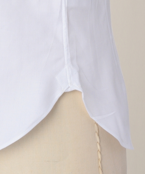 UNITED ARROWS（ユナイテッドアローズ）の「UAＤ  ヘリンボーン ボタンダウン　シャツ ◆（シャツ/ブラウス・メンズ・ホワイト・39cm/41cm/42cm/40cm/38cm/37cm）」の2枚目の写真