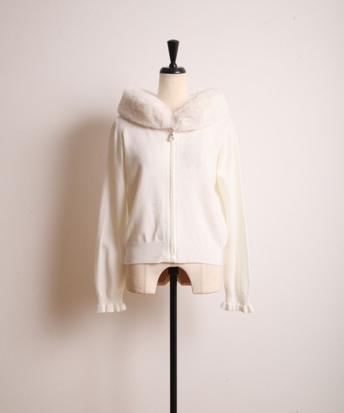 tocco 2wayファー付き袖口フリルニットパーカー tocco - tocco 2wayファー付き袖口フリルニットパーカーの通販 by 購入