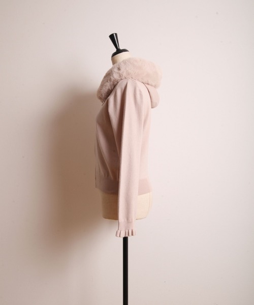tocco 2wayファー付き袖口フリルニットパーカー tocco - tocco 2wayファー付き袖口フリルニットパーカーの通販 by 購入