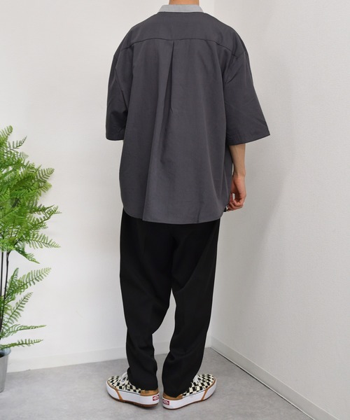 kutir(クティール)の「襟配色変形バンドカラーシャツ(シャツ/ブラウス・メンズ・チャコールグレー/ベージュ/サックスブルー・MEDIUM/LARGE)」の6枚目の写真