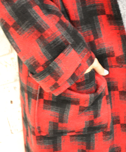 mystic（ミスティック）の「チェックロングチェスターコート（チェスターコート・レディース・ブラック/チャコールグレー/レッド・FREE）」の5枚目の写真