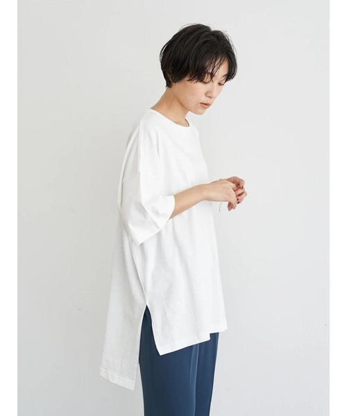 AMERICAN HOLIC(アメリカンホリック)の「サイドスリットカットチュニック1 *(Tシャツ/カットソー・レディース・その他7/グレイッシュベージュ/キャメル/オフホワイト・FREE)」の12枚目の写真