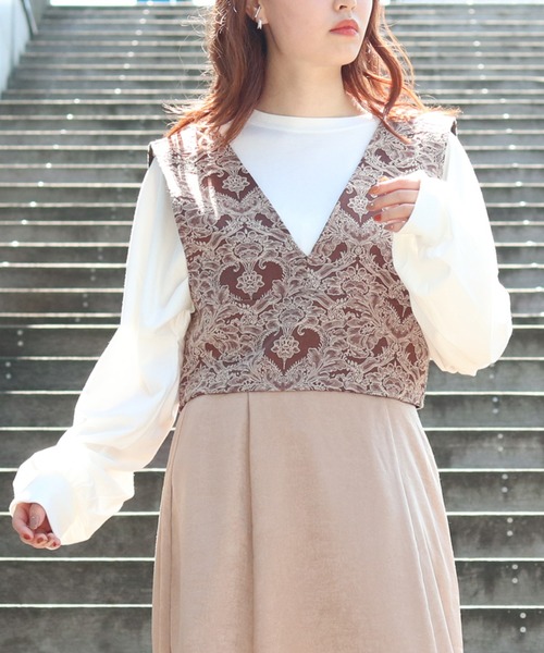 PairPair（ペアペア）の「ゴブランビスチェ×ロンＴセット（Tシャツ/カットソー・レディース・ブラウン/ブルー・FREE）」の10枚目の写真