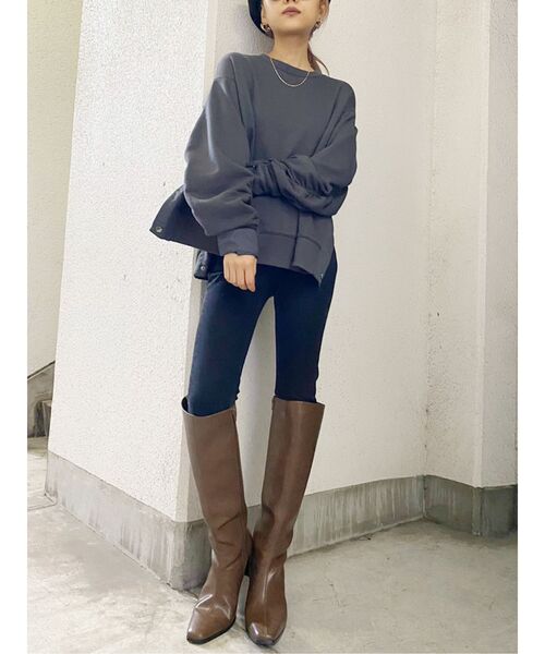 GYDA(ジェイダ)の「sleeveギャザードッキングスウェットTOPS(スウェット・レディース・チャコールグレー/オフホワイト/カーキ・FREE)」の14枚目の写真