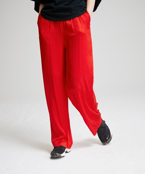 NOISE MAKER(ノイズメーカー)の「Peacock pattern Wide pants/クジャク柄ジャガード織ワイドパンツ(その他パンツ・レディース・ブラック/レッド・36/38)」の12枚目の写真