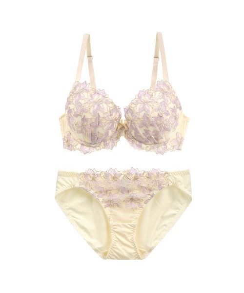 Mon cher pigeon*（モンシェルピジョン）の「【抱きしめたくなる、まぁるいバスト】 Lilium flora /リリウムフローラ ブラジャー＆ショーツ セット アンダー80対応（ブラ&ショーツ・レディース・ネイビー/ピンク/グリーン/イエロー/オレンジ/クリーム/ライトパープル・B65/B70/C70/D70/B75/C65/C75/D65/D75/E65/E70/E75/E80/B80/C80/D80/F65/F80/F70/F75）」の10枚目の写真