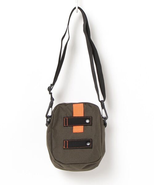 UNIVERSAL OVERALL（ユニバーサルオーバーオール）の「UNIVERSAL OVERALL-2ポケット縦型ショルダー（ショルダーバッグ・メンズ・ベージュ/ブラック/カーキ・FREE）」の21枚目の写真