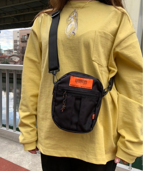 UNIVERSAL OVERALL（ユニバーサルオーバーオール）の「UNIVERSAL OVERALL-2ポケット縦型ショルダー（ショルダーバッグ・メンズ・ベージュ/ブラック/カーキ・FREE）」の12枚目の写真