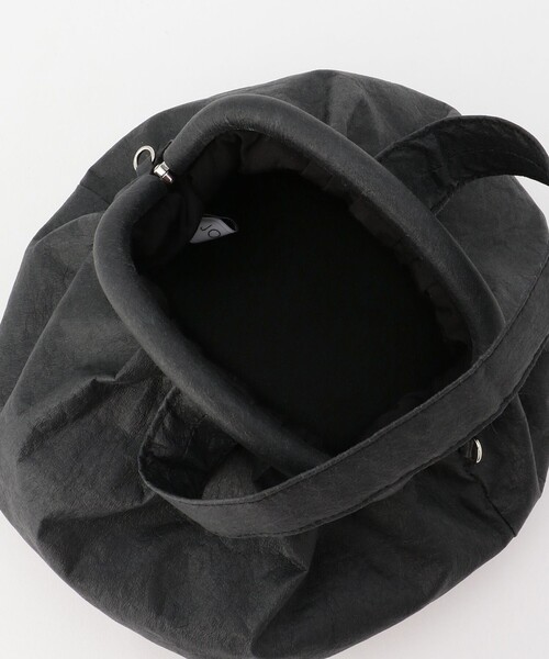 JOSEPH STUDIO（ジョゼフストゥディオ）の「ペーパーレザー　ハンドバッグ（ショルダーバッグ・レディース・ブラック系・F）」の6枚目の写真