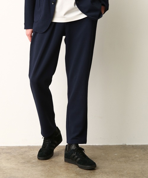 JUNRED（ジュンレッド）の「ウェーブワッフルイージーテーパードパンツ（その他パンツ・メンズ・ブラック/ネイビー・LL/M/L）」の2枚目の写真