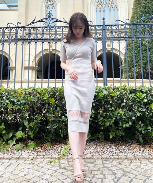 LIPSERVICE（リップサービス）の「シアーラインバックツイストリブワンピース（ワンピース・レディース・ブラック/ベージュ/アイボリー・FREE）」の2枚目の写真