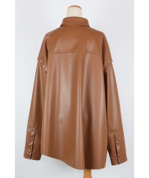 AULA AILA(アウラアイラ)の「オーバーサイズシャツ(シャツ/ブラウス・レディース・ブラック/ベージュ/グリーン/ライトベージュ・0)」の13枚目の写真