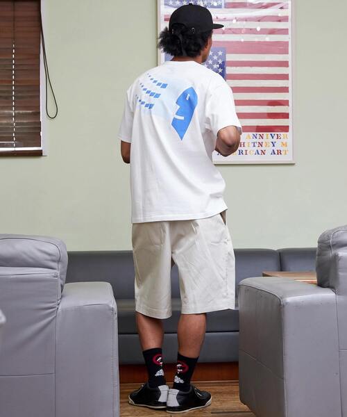 UNPERFECT（アンパーフェクト）の「[WEB限定]UNPERFECT SOVIETSコラボ　グラフィック TEE（Tシャツ/カットソー・メンズ・ホワイト/ブラック・4/3）」の12枚目の写真