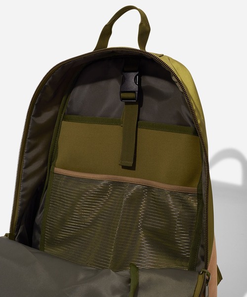 Saturdays NYC（サタデーズ ニューヨークシティ ）の「Jackson Backpack（バックパック/リュック・メンズ・ミント/ベージュ・FREE）」の10枚目の写真