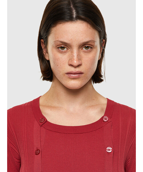 DIESEL（ディーゼル）の「レディース ドレス ワンピース リブ マキシ ボタンディテール（ワンピース・レディース・ブラック/レッド/カーキ・SMALL/MEDIUM/X-SMALL/LARGE）」の19枚目の写真