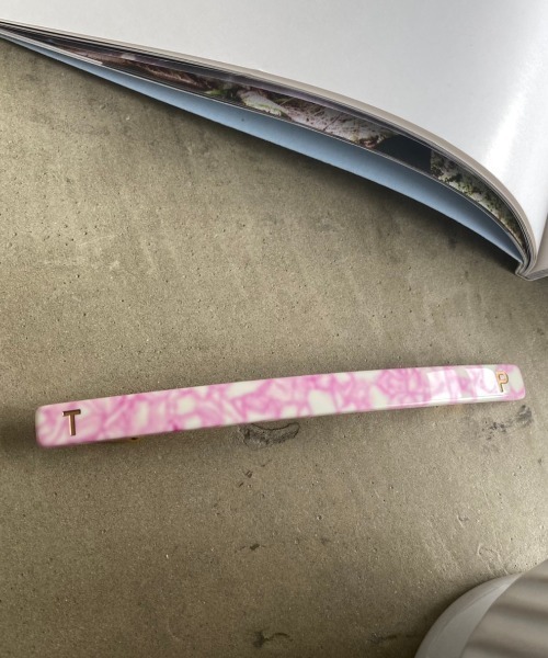 THEATRE PRODUCTS(シアタープロダクツ)の「STICK BALLETTA(バレッタ/ヘアクリップ・レディース・ブルー/ピンク/ブラック/オレンジ・FREE)」の6枚目の写真