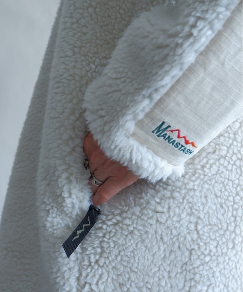 MANASTASH(マナスタッシュ)の「MANASTASH/マナスタッシュ W's MT. GORILLA LONG JKT '21 ウィメンズ マウントゴリラ ロングジャケット フリース(ノーカラーコート・レディース・ナチュラル/ブラック/ライトブラウン/オリーブ・MEDIUM)」の22枚目の写真