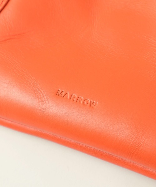 MARROW(マロウ)の「【MARROW(マロー)】ピロー3 MA-AC8106/レザー巾着バッグ(ショルダーバッグ・レディース・ライトグレー/ブラック/レッド/オリーブ・FREE)」の21枚目の写真