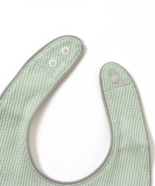 apres les cours（アプレレクール）の「きょうりゅう刺繍スタイ（スタイ/よだれかけ・キッズ・ベージュ/サックスブルー/エメラルド・90）」の7枚目の写真