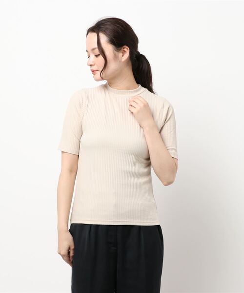 koe（コエ）の「リブ5分袖プルオーバー＊（Tシャツ/カットソー・レディース・ベージュ/ブルー/グリーン/ブラック/アイボリー・L/M）」の4枚目の写真
