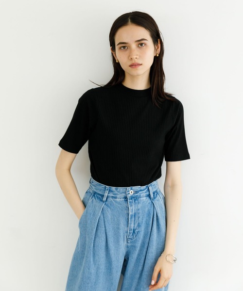 koe（コエ）の「リブ5分袖プルオーバー＊（Tシャツ/カットソー・レディース・ベージュ/ブルー/グリーン/ブラック/アイボリー・L/M）」の3枚目の写真