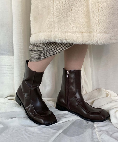 chuclla(チュクラ)の「Low heel square toe boots chs21a011(ブーツ・レディース・ブラック/ブラウン・40/36/37/38/39)」の10枚目の写真