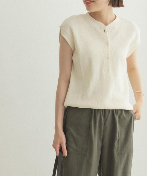 FORK&SPOON（フォークアンドスプーン）の「FORK&SPOON　ワッフルヘンリーネックプルオーバー（Tシャツ/カットソー・レディース・ライトブラウン/ブラック/アイボリー・ONE）」の11枚目の写真