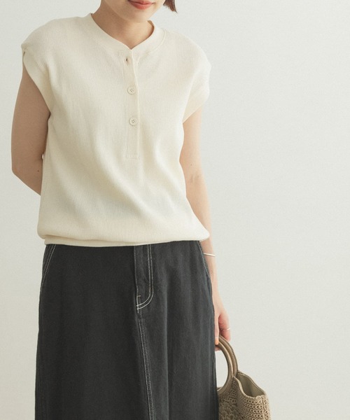 FORK&SPOON（フォークアンドスプーン）の「FORK&SPOON　ワッフルヘンリーネックプルオーバー（Tシャツ/カットソー・レディース・ライトブラウン/ブラック/アイボリー・ONE）」の15枚目の写真