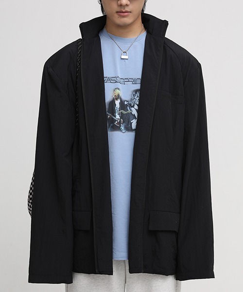 MASONPRINCE(メイソンプリンス)の「【MASONPRINCE】Oversized one-point logo nylon JKT WT0965(ナイロンジャケット・メンズ・ブラック・S/M/L)」の2枚目の写真