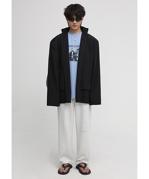 MASONPRINCE(メイソンプリンス)の「【MASONPRINCE】Oversized one-point logo nylon JKT WT0965(ナイロンジャケット・メンズ・ブラック・S/M/L)」の3枚目の写真