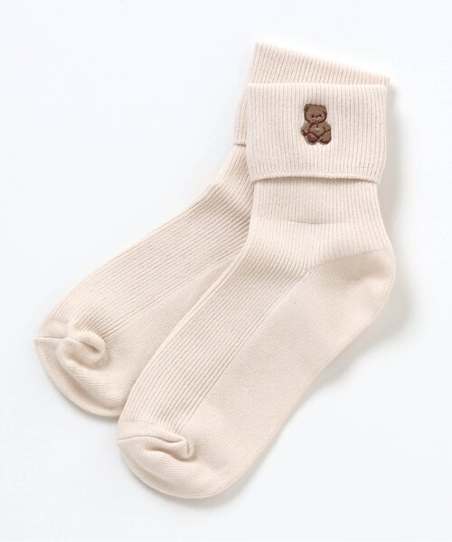 apres les cours（アプレレクール）の「tiny bear 刺繍 ソックス（ソックス/靴下・キッズ・ブラウン/ベージュ/アイボリー・24/12/18/21/15 ）」の2枚目の写真