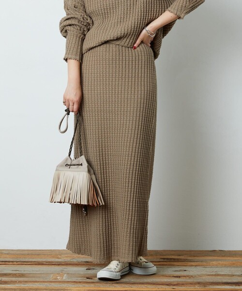 FREAK'S STORE（フリークスストア）の「▽【WEB限定】鬼ワッフルマーメイドスカート(ニットスカート)（スカート・レディース・ブラック/ベージュ/オリーブ/ブルー/マスタード/ナチュラル・ﾌﾘ-）」の3枚目の写真