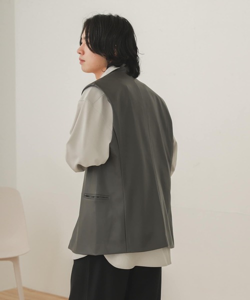 SENSE OF PLACE by URBAN RESEARCH（センスオブプレイスバイアーバンリサーチ）の「『セットアップ対応』フェイクレザーベスト（ベスト・メンズ・チャコールグレー/ミント/ブラック・MEDIUM/LARGE）」の9枚目の写真