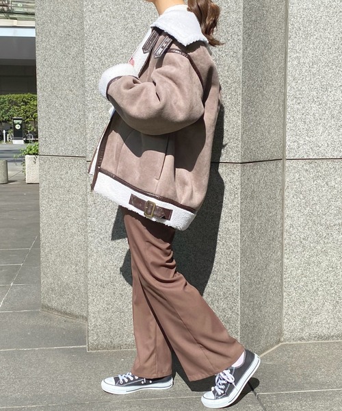 apres jour(アプレジュール)の「フェイクムートンフライトジャケット【ZOZOTOWN限定アイテム】(ダッフルコート・レディース・ベージュ/アイボリー/その他/モカ・X-LARGE/フリー)」の22枚目の写真