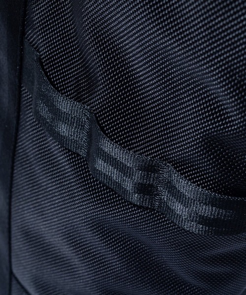 NEW ERA（ニューエラ）の「NEW ERA/ニューエラ トートバッグ 22L ブラック 11404124（トートバッグ・メンズ・ブラック・FREE）」の17枚目の写真