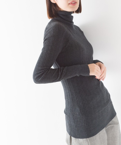 OMNES（オムネス）の「ランダムテレコニット タートルネック（ニット/セーター・レディース・グレー系その他/チャコール/アイボリー/ブラック/グレー/オートミール/ブラック系その他/ホワイト系その他/グレイッシュベージュ/グリーン系その他・FREE）」の16枚目の写真