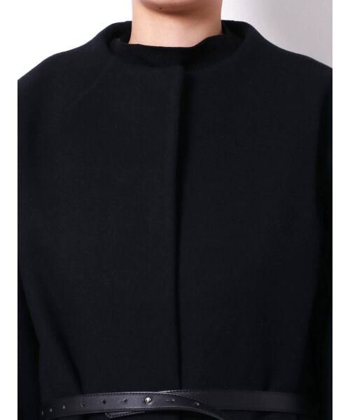 ELENDEEK（エレンディーク）の「クルーネックコクーンコート（ノーカラーコート・レディース・ブラック/ライトブルー/ベージュ/カーキ・01/02）」の16枚目の写真